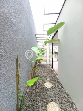 For Sale Hunian Rumah Nyaman 4 KT di Bintaro, Tangerang Selatan For Sale Hunian Rumah Nyaman 4 KT di Bintaro, Tangerang Selatan