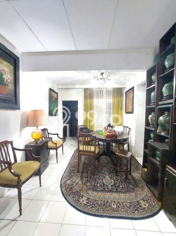 Rumah Modern 2 KT di Bintaro Tangerang Selatan Unfurnished Rumah Modern 2 KT di Bintaro Tangerang Selatan Unfurnished