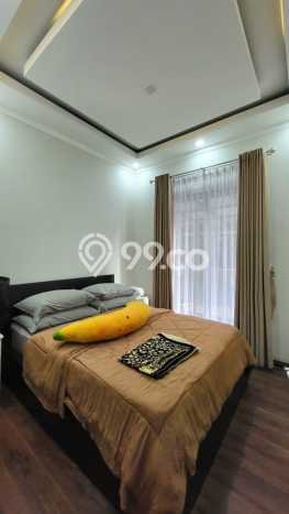 Rumah Mewah LB 177m2 Siap Pakai Desain Elegan di Bintaro, Tangerang Selatan Rumah Mewah LB 177m2 Siap Pakai Desain Elegan di Bintaro, Tangerang Selatan