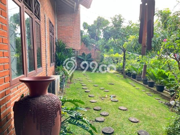 Rumah Elit LB 300m2 Siap Huni Desain Elegan di Sektor 5 - Bintaro, Tangerang Selatan Rumah Elit LB 300m2 Siap Huni Desain Elegan di Sektor 5 - Bintaro, Tangerang Selatan