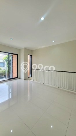 Rumah Mewah LB 180m2 Siap Huni Desain Elegan di Bintaro, Tangerang Selatan Rumah Mewah LB 180m2 Siap Huni Desain Elegan di Bintaro, Tangerang Selatan