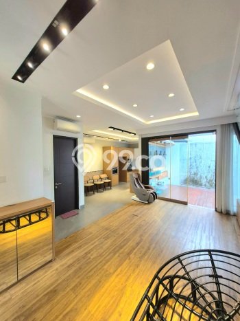 Hunian Mewah LB 200m2 Siap Pakai Desain Elegan di Bintaro, Tangerang Selatan Hunian Mewah LB 200m2 Siap Pakai Desain Elegan di Bintaro, Tangerang Selatan