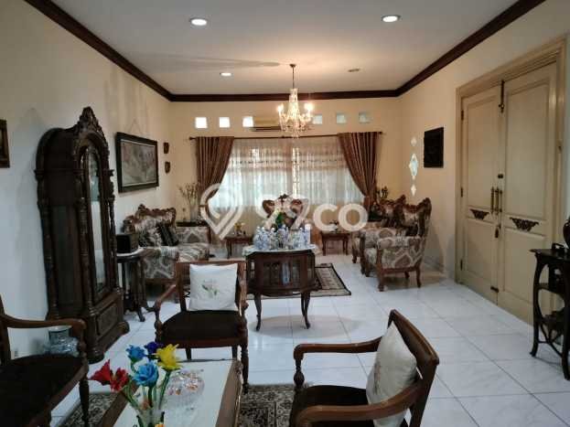 Rumah Elit Modern Tanpa Renovasi di Bintaro Jakarta Selatan Rumah Elit Modern Tanpa Renovasi di Bintaro Jakarta Selatan