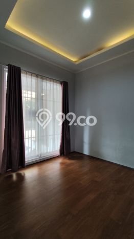 For Sale Hunian Rumah Terawat 2 KT di Bintaro, Tangerang Selatan For Sale Hunian Rumah Terawat 2 KT di Bintaro, Tangerang Selatan