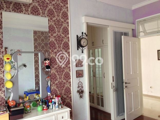 Dijual Rumah Luas Elegan Dengan View Eksklusif di Bintaro, Tangerang Selatan Dijual Rumah Luas Elegan Dengan View Eksklusif di Bintaro, Tangerang Selatan