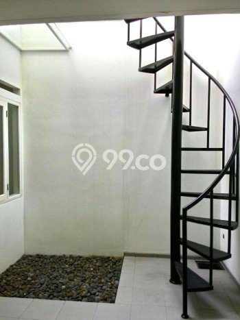 Dijual Rumah Eksklusif 2 KT di Graha Raya, Tangerang Selatan Dijual Rumah Eksklusif 2 KT di Graha Raya, Tangerang Selatan