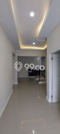 Rumah Elit Modern Siap Huni di Bintaro Tangerang Selatan Rumah Elit Modern Siap Huni di Bintaro Tangerang Selatan
