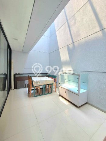 Dijual Rumah Luas Megah Dengan View Cantik di Bintaro, Tangerang Selatan Dijual Rumah Luas Megah Dengan View Cantik di Bintaro, Tangerang Selatan