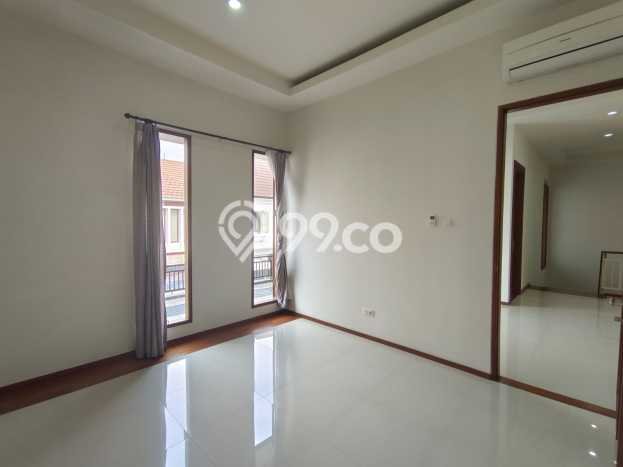 Rumah Elit Modern Siap Huni di Bintaro Tangerang Selatan Rumah Elit Modern Siap Huni di Bintaro Tangerang Selatan