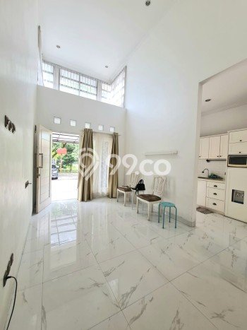 Jual Rumah Eksklusif 3 KT di Graha Raya, Tangerang Selatan Jual Rumah Eksklusif 3 KT di Graha Raya, Tangerang Selatan
