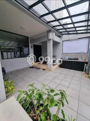 Hunian Mewah LB 260m2 Siap Pakai Desain Elegan di Bintaro, Tangerang Selatan Hunian Mewah LB 260m2 Siap Pakai Desain Elegan di Bintaro, Tangerang Selatan