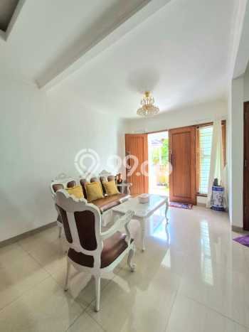 Ready to Use! Premium House LT 130m2 Desain Elegan di Bintaro Ready to Use! Premium House LT 130m2 Desain Elegan di Bintaro