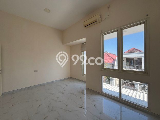 Rumah EXCLUSIVE area Mulyorejo, Surabaya, Luas 63m2m² Bangunan 97m2m² KESEMPATAN TERBATAS! Rumah EXCLUSIVE area Mulyorejo, Surabaya, Luas 63m2m² Bangunan 97m2m² KESEMPATAN TERBATAS!