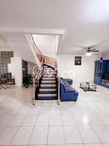 Rumah Luxury Modern Tanpa Renovasi di Puri Indah Jakarta Barat Rumah Luxury Modern Tanpa Renovasi di Puri Indah Jakarta Barat