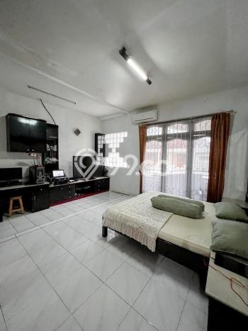 Rumah Luxury Modern Tanpa Renovasi di Puri Indah Jakarta Barat Rumah Luxury Modern Tanpa Renovasi di Puri Indah Jakarta Barat