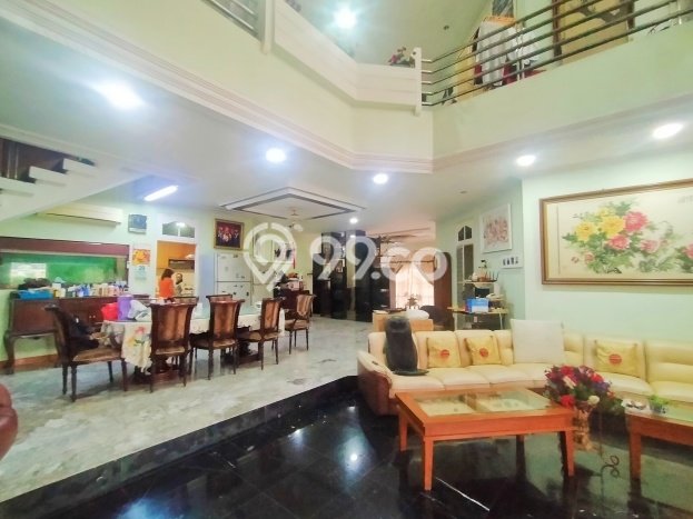 Rumah Elit Modern Tanpa Renovasi di Muara Karang Jakarta Utara Rumah Elit Modern Tanpa Renovasi di Muara Karang Jakarta Utara