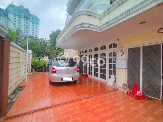 Rumah Elit Modern Tanpa Renovasi di Muara Karang Jakarta Utara Rumah Elit Modern Tanpa Renovasi di Muara Karang Jakarta Utara