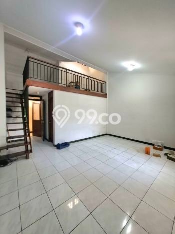 Siap Huni Hunian Elit 6 Kamar di Kebayoran Lama Dekat ke Mana Saja Siap Huni Hunian Elit 6 Kamar di Kebayoran Lama Dekat ke Mana Saja