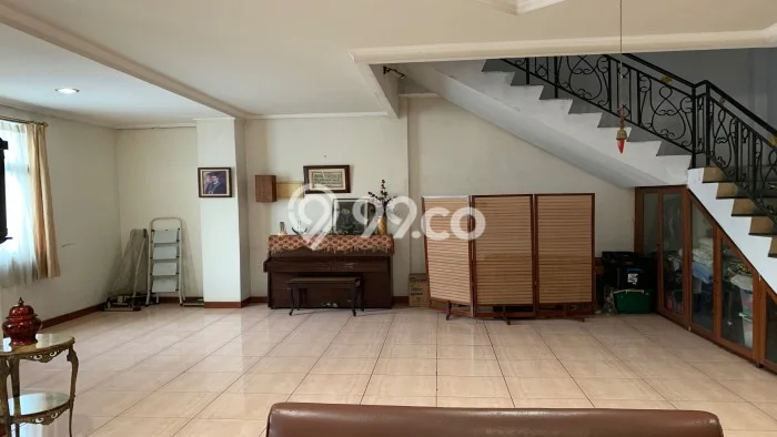 Disewakan! Rumah 7 Kamar Tidur &
7 Kamar Mandi di Tamansari, Jakarta Barat Disewakan! Rumah 7 Kamar Tidur &
7 Kamar Mandi di Tamansari, Jakarta Barat