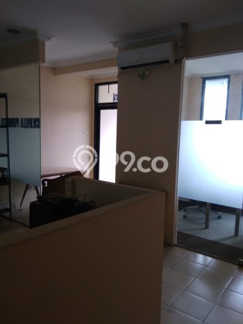 Ruko Dijual di Jakarta Timur LT 76m2 & LB 150m2 Lokasi Terbaik! Ruko Dijual di Jakarta Timur LT 76m2 & LB 150m2 Lokasi Terbaik!