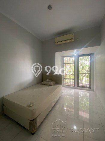 For Sale! Premium House LT 120m2 Desain Elegan di Sektor 9-Bintaro For Sale! Premium House LT 120m2 Desain Elegan di Sektor 9-Bintaro