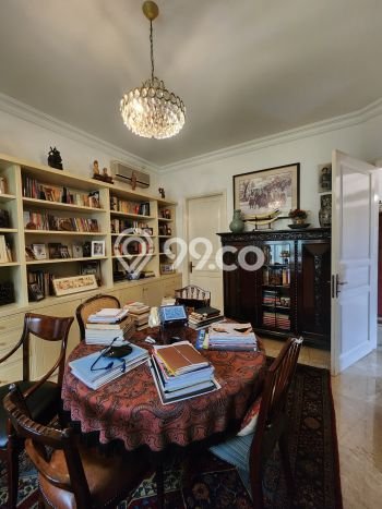 Jual Rumah Mewah Elegan Dengan View Eksklusif di Simprug, Jakarta Selatan Jual Rumah Mewah Elegan Dengan View Eksklusif di Simprug, Jakarta Selatan