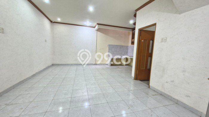 Disewakan Rumah Murah di Sunter Jakarta Utara dengan 4 Kamar Tidur Disewakan Rumah Murah di Sunter Jakarta Utara dengan 4 Kamar Tidur