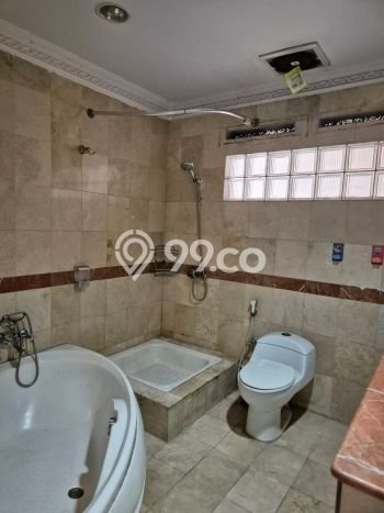 Hunian Mewah Siap Huni LT 153m2 di Kelapa Gading, Jakarta Utara Hunian Mewah Siap Huni LT 153m2 di Kelapa Gading, Jakarta Utara