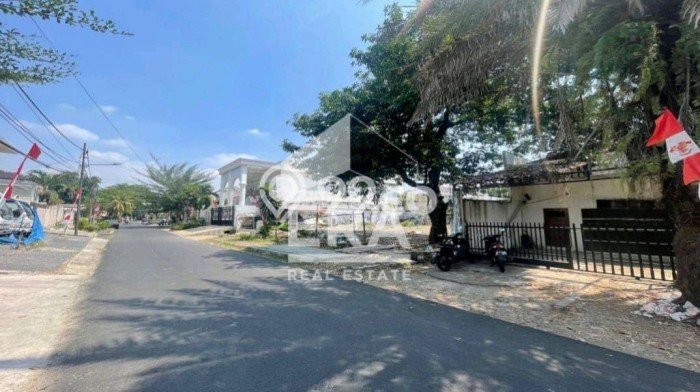 Rumah Eksklusif Dijual LT 209m2 di Cempaka Putih, Jakarta Pusat Rumah Eksklusif Dijual LT 209m2 di Cempaka Putih, Jakarta Pusat
