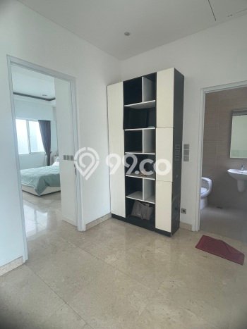 Rumah Lokasi Strategis di Kemayoran, Jakarta Pusat, LT 144m2m² LB 240m2m² Rumah Lokasi Strategis di Kemayoran, Jakarta Pusat, LT 144m2m² LB 240m2m²