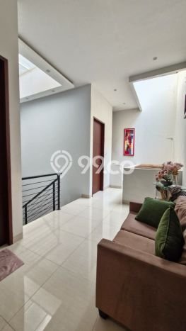 Rumah Elit LB 187m2 Siap Pakai Desain Elegan di Sunter, Jakarta Utara Rumah Elit LB 187m2 Siap Pakai Desain Elegan di Sunter, Jakarta Utara