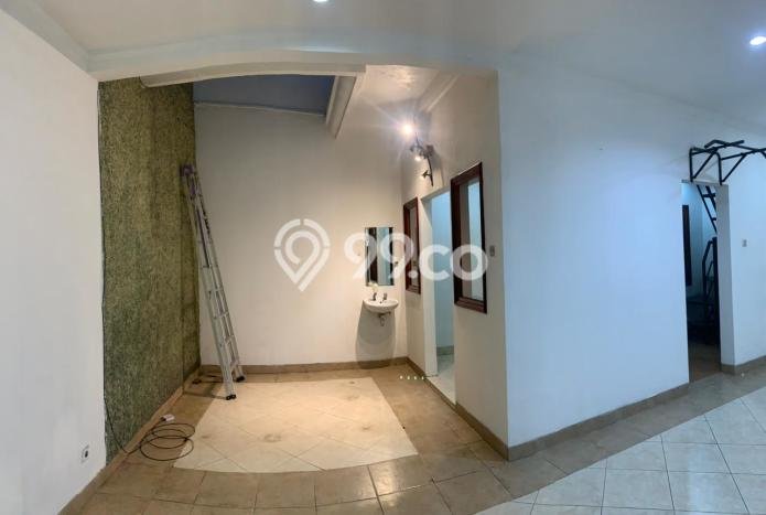 Rumah Bagus Siap Pakai Di Kelapa Gading Luas 165m2 Aman Rumah Bagus Siap Pakai Di Kelapa Gading Luas 165m2 Aman