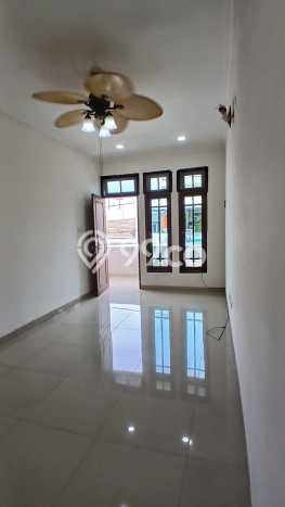 Disewakan! Rumah 3 Kamar Tidur &
3 Kamar Mandi di Sunter, Jakarta Utara Disewakan! Rumah 3 Kamar Tidur &
3 Kamar Mandi di Sunter, Jakarta Utara
