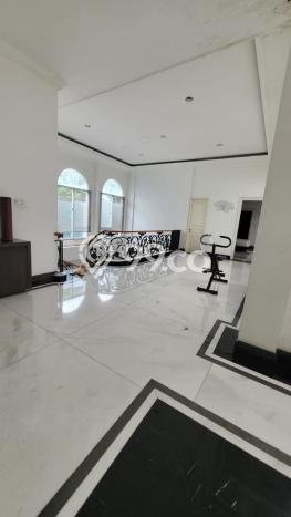 Hunian Modern dengan LT 630m2 & LB 1500m2 Disewakan di Ebony Island Hunian Modern dengan LT 630m2 & LB 1500m2 Disewakan di Ebony Island