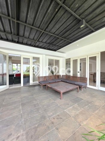 Rumah Elit Modern Tanpa Renovasi di Alam Sutera Tangerang Rumah Elit Modern Tanpa Renovasi di Alam Sutera Tangerang