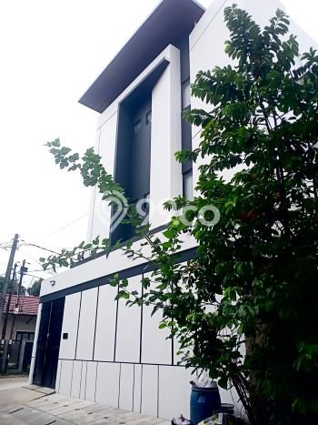 Rumah Kost Dijual di Tangerang, Tangerang dengan 20 Kamar Tidur, 20 Kamar Mandi Rumah Kost Dijual di Tangerang, Tangerang dengan 20 Kamar Tidur, 20 Kamar Mandi