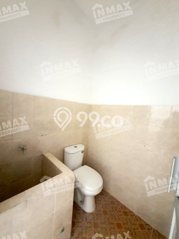 Ruko Disewa di Lowokwaru, Malang, LT 72m2 / LB 75m2 Ruko Disewa di Lowokwaru, Malang, LT 72m2 / LB 75m2