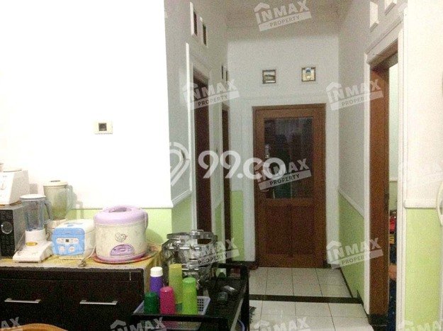 For Sale Rumah 8 Kamar Lokasi Ideal Bagus dan Strategis di Lowokwaru For Sale Rumah 8 Kamar Lokasi Ideal Bagus dan Strategis di Lowokwaru