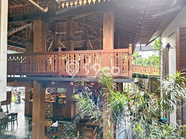 Area Ramai! Komersial Dijual di Klojen untuk Bisnis Luas Bangunan 800m2 Area Ramai! Komersial Dijual di Klojen untuk Bisnis Luas Bangunan 800m2