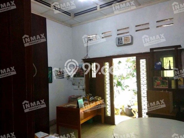 Siap Huni Rumah Mewah 5 Kamar di Klojen Dekat ke Mana Saja Siap Huni Rumah Mewah 5 Kamar di Klojen Dekat ke Mana Saja