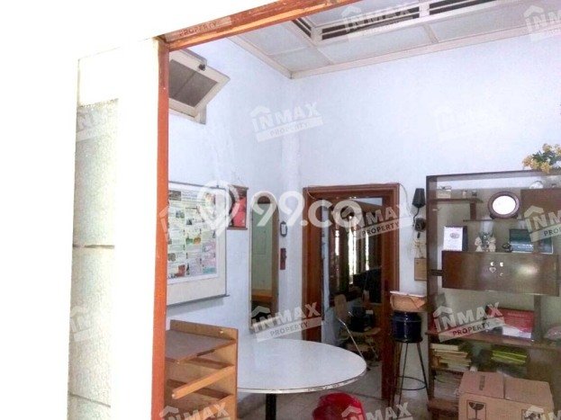 Siap Huni Rumah Mewah 5 Kamar di Klojen Dekat ke Mana Saja Siap Huni Rumah Mewah 5 Kamar di Klojen Dekat ke Mana Saja