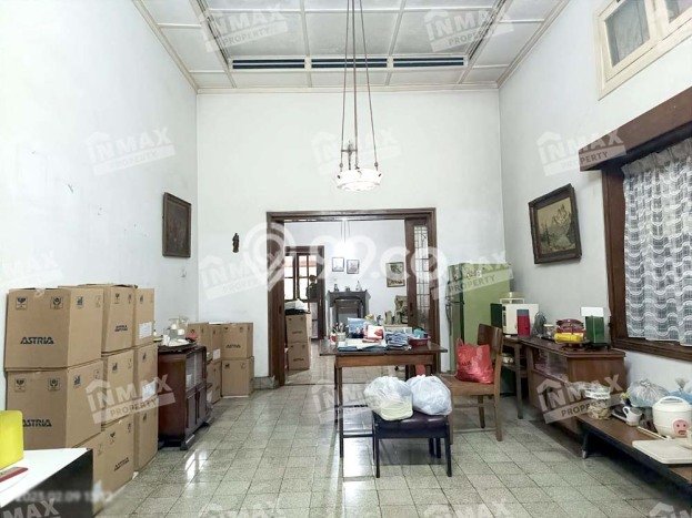 Siap Huni Rumah Mewah 5 Kamar di Klojen Dekat ke Mana Saja Siap Huni Rumah Mewah 5 Kamar di Klojen Dekat ke Mana Saja