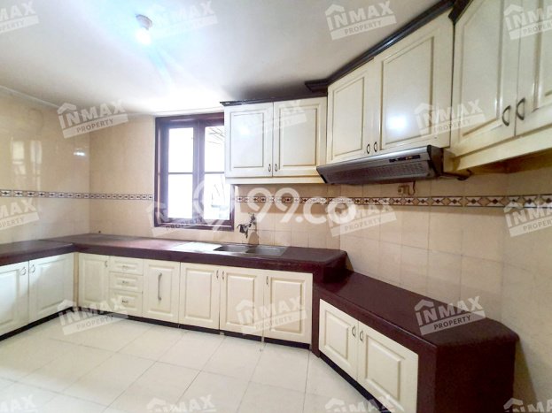 Disewakan Segera Rumah Kondisi Bagus di Area Klojen, Malang Disewakan Segera Rumah Kondisi Bagus di Area Klojen, Malang