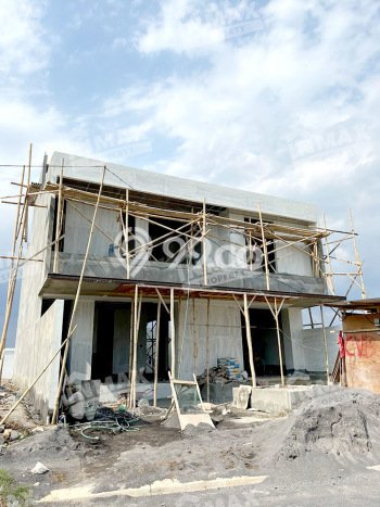 Rumah Berkualitas Karang Besuki, Malang, Luas 252m2m² LB 345m2m² Rumah Berkualitas Karang Besuki, Malang, Luas 252m2m² LB 345m2m²