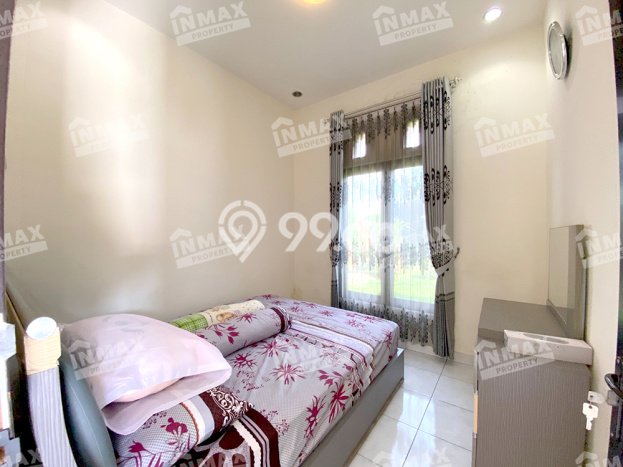 Vila Kawasan , Ukuran 238m2m², Akses ke transportasi publik Vila Kawasan , Ukuran 238m2m², Akses ke transportasi publik