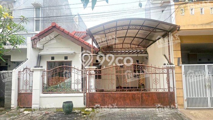 BEST CHOICE! Rumah kawasan Blimbing, 3 KM, Dekat Mall, LT 119m2m² Bangunan 90m2m² BEST CHOICE! Rumah kawasan Blimbing, 3 KM, Dekat Mall, LT 119m2m² Bangunan 90m2m²