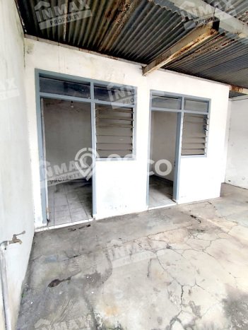 Unit Gudang Dijual di Blimbing Malang Luas Bangunan 330m2 Unit Gudang Dijual di Blimbing Malang Luas Bangunan 330m2