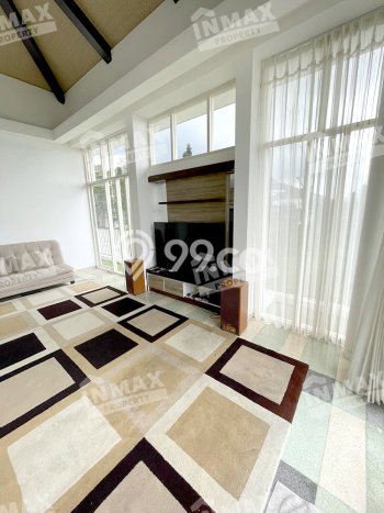 Vila di , Luas 263m2m², Akses ke Pusat Kota Vila di , Luas 263m2m², Akses ke Pusat Kota