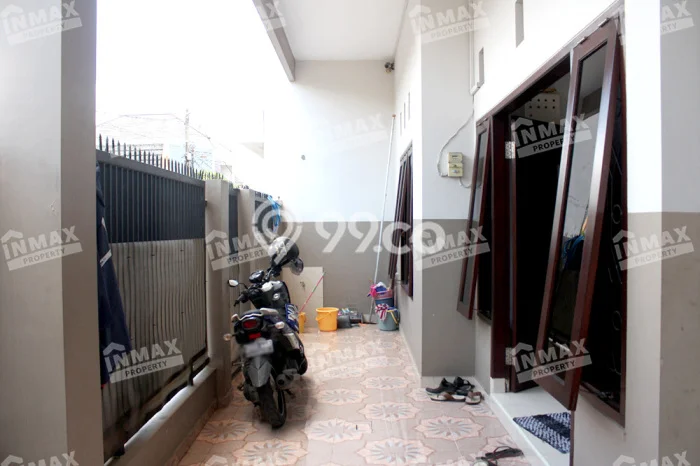 Kos-kosan Dijual di Blimbing, Malang dengan 11 Kamar Tidur, 2 Kamar Mandi Kos-kosan Dijual di Blimbing, Malang dengan 11 Kamar Tidur, 2 Kamar Mandi