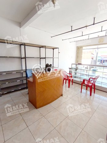 Unit Ruko Dijual di Karangploso Malang Luas Bangunan 200m2 Unit Ruko Dijual di Karangploso Malang Luas Bangunan 200m2